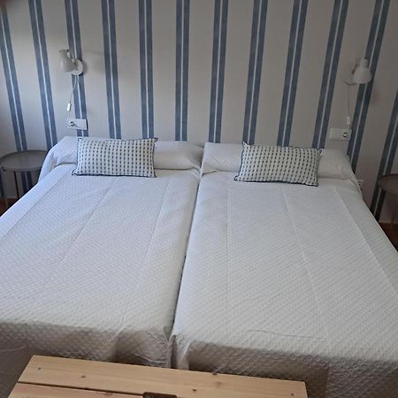 Hostal Terraza Miramar Sl Boiro Eksteriør billede